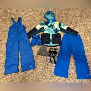 Columbia Blue & Teal Patterned Kids Ski Jacket with Blue Snow Pants & Bib